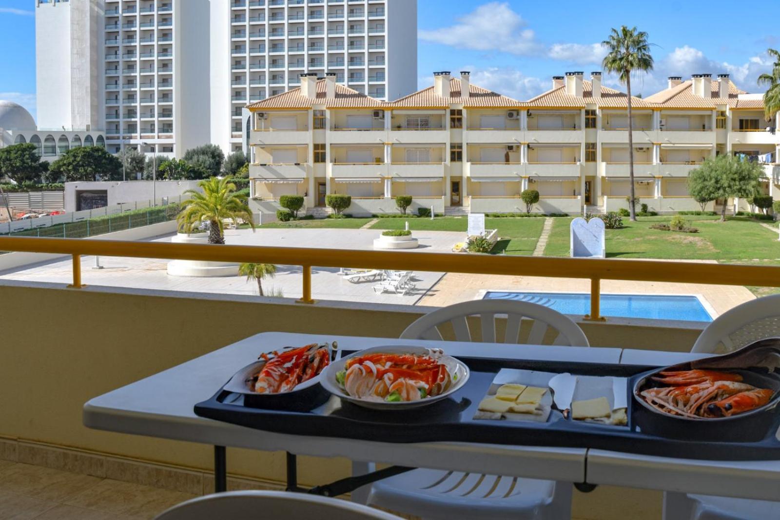 Vila Atlantida - Vilamoura-Quarteira Holiday Home - Beach At 250 Mts المظهر الخارجي الصورة